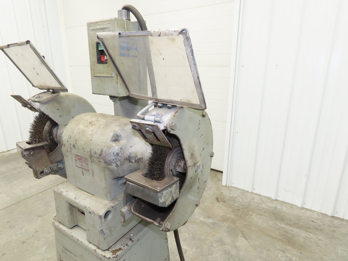 Van Dorn 85 Bench Grinder Pedestal  10" 1500 RPM 226/440V 3Ph