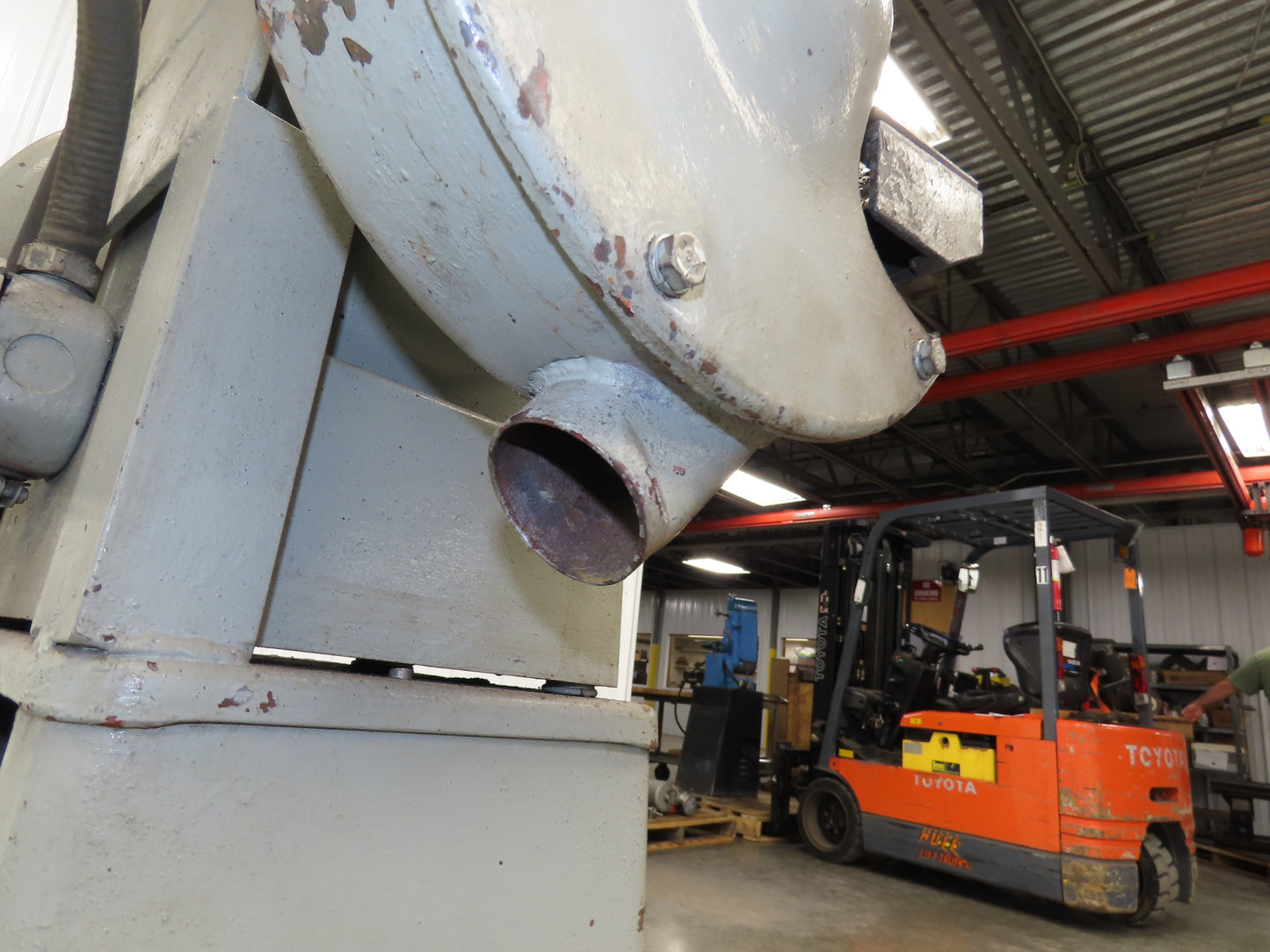 Van Dorn 85 Bench Grinder Pedestal  10" 1500 RPM 226/440V 3Ph