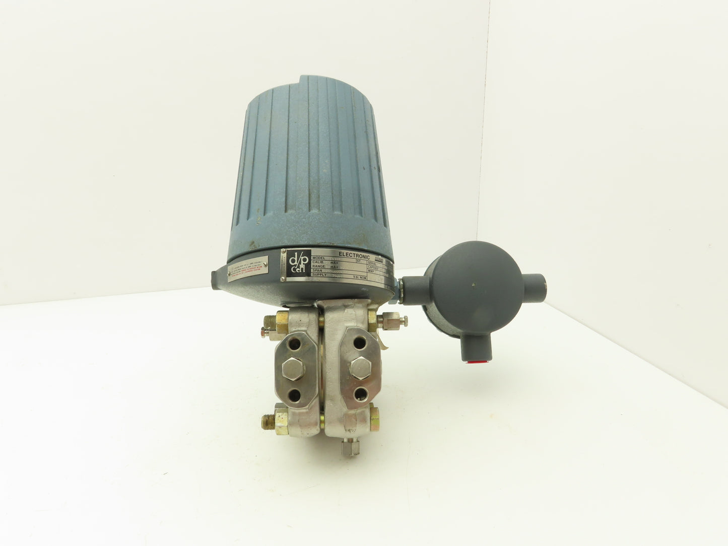 Foxboro E13DM D/P Cell Pressure Transmitter 0-250 H2O 30-90vdc 2000psi