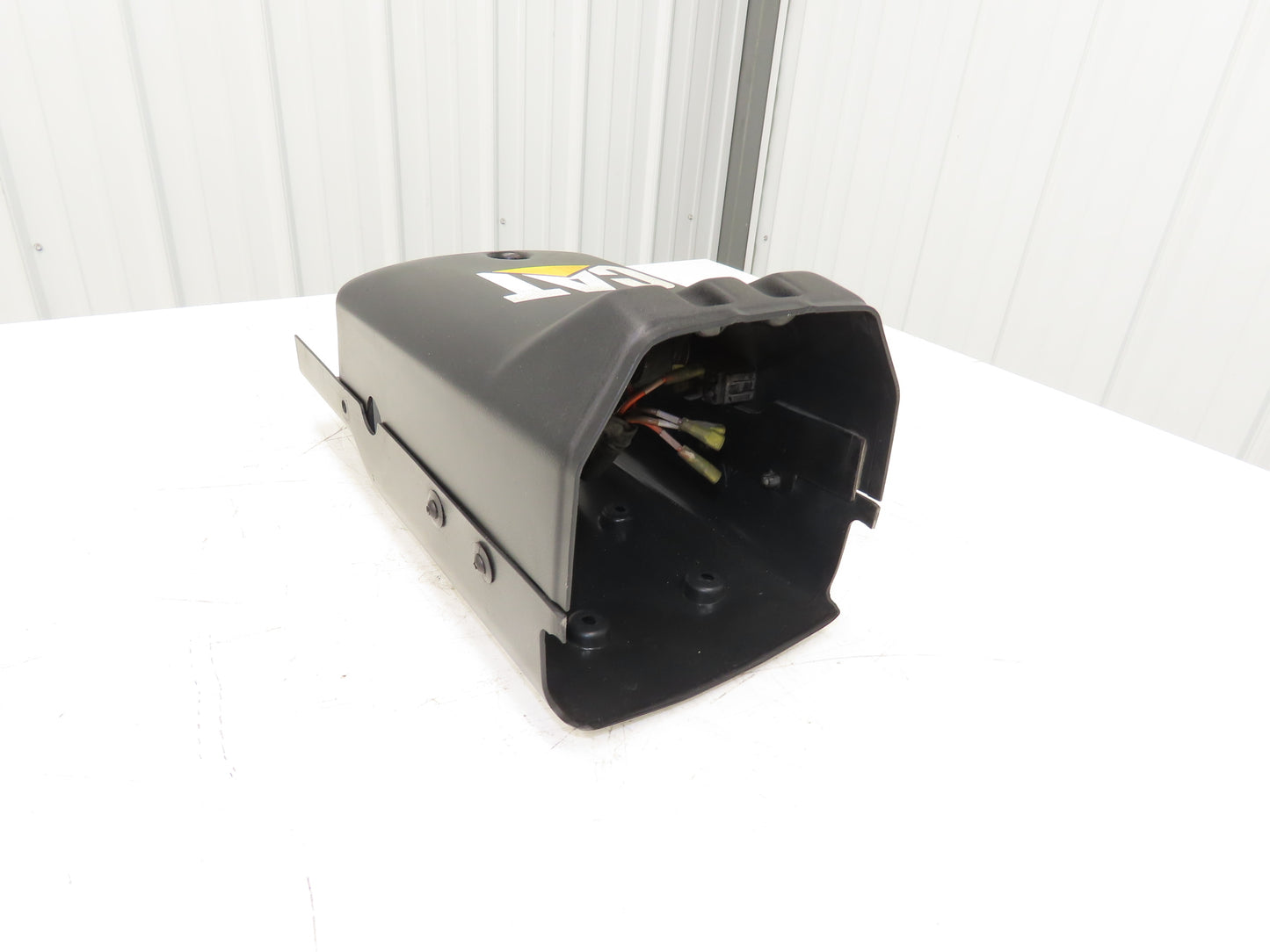 Caterpillar EP18KT Forklift Steering Column Shroud Cover With Key & Switch CAT