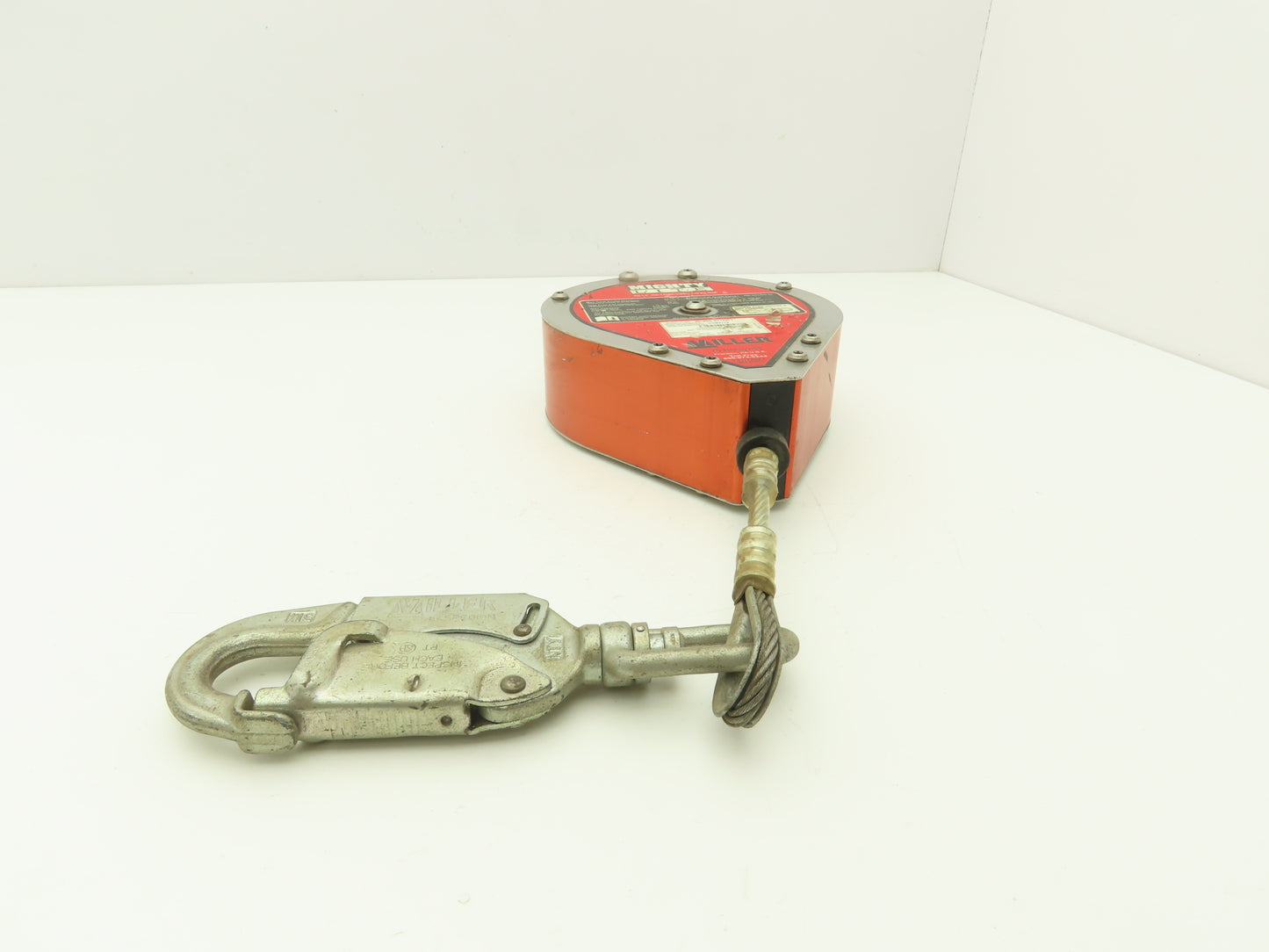 Miller RL20G-Z7 Mighty Lite Self Retracting Fall Safety Lifeline 20' L 310lbs