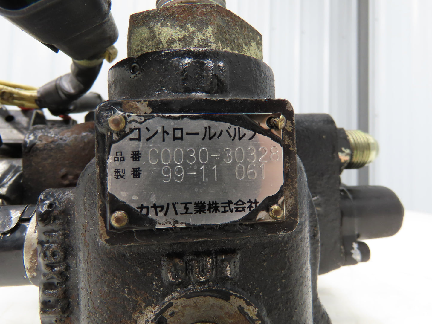 CAT C0030-30328 Hydraulic 3-Spool Forklift Mast Control Valve EP18KT *Read