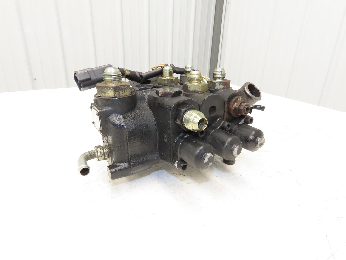 CAT C0030-30328 Hydraulic 3-Spool Forklift Mast Control Valve EP18KT *Read