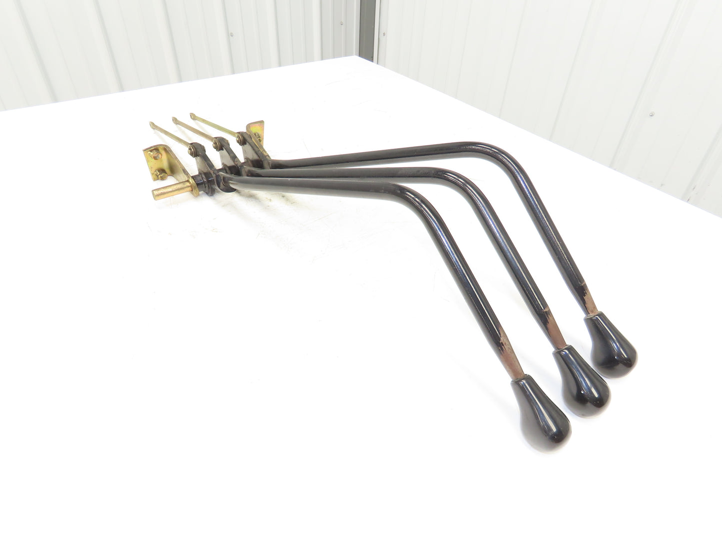 Caterpillar EP18KT Forklift Three Lever Hydraulic Control Lift Tilt & Shift Cat