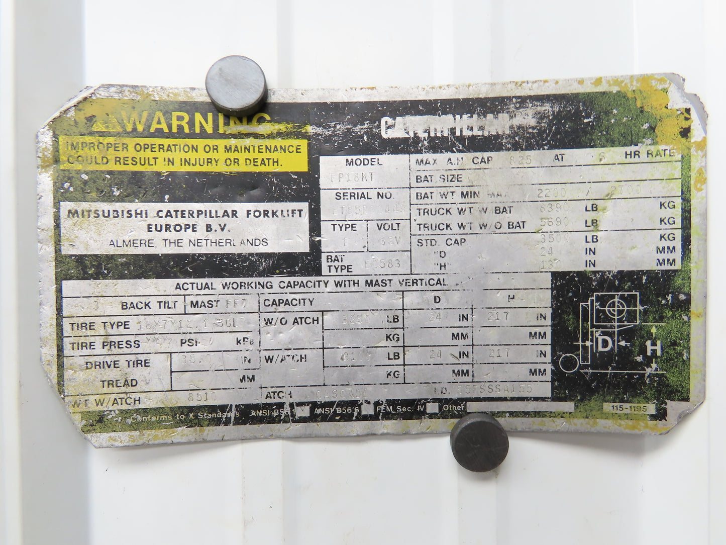 Caterpillar EP18KT Forklift Three Lever Hydraulic Control Lift Tilt & Shift Cat