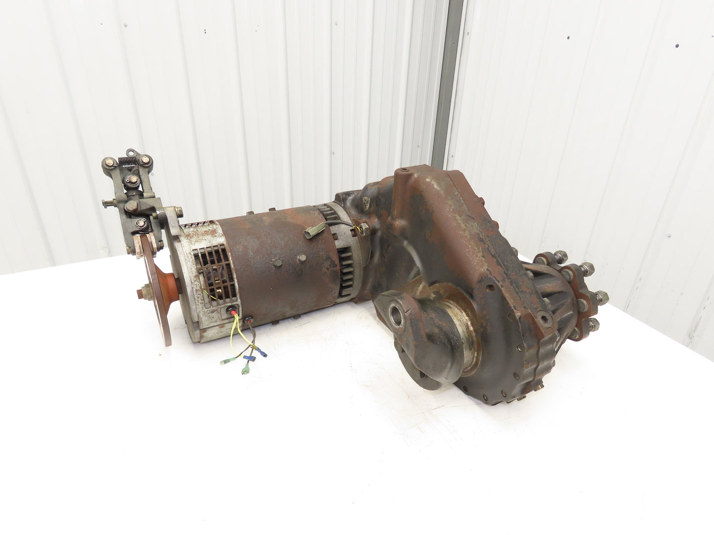 Caterpillar LNAJ4002 Forklift Left Right Drive Axle & Motor 8-Lug Off EP18KT