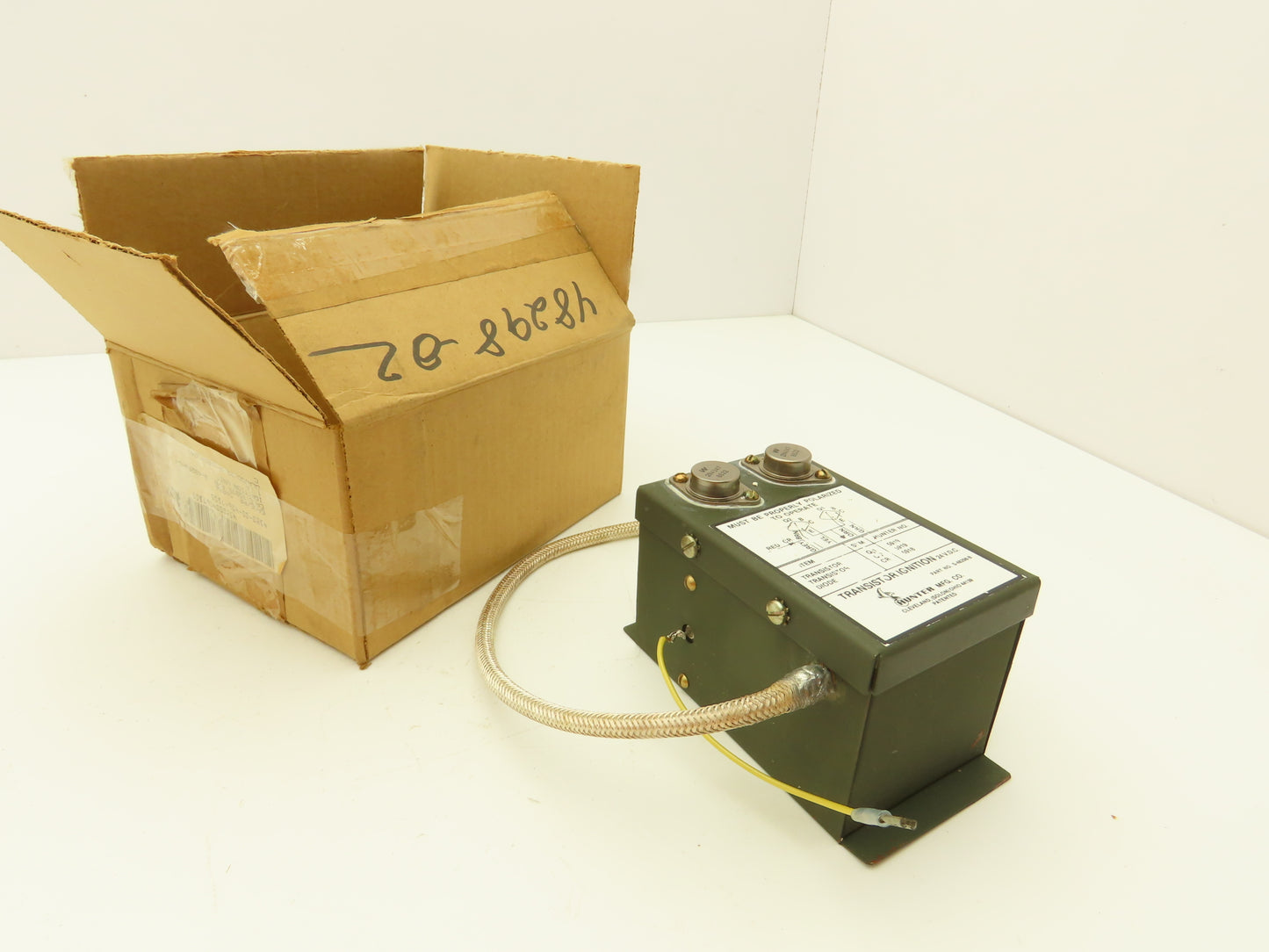Hunter Mfg 5919 Transistor Ignition Switch 24VDC Military Surplus