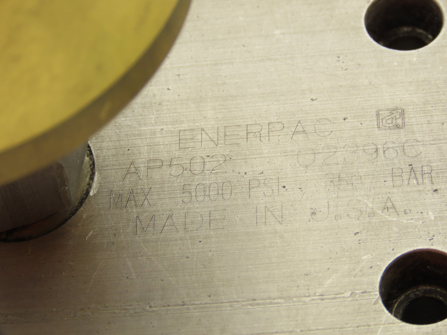 Enerpac AP502 Hydraulic Accumulator Valve 5000PSI W/Accumulator WA502