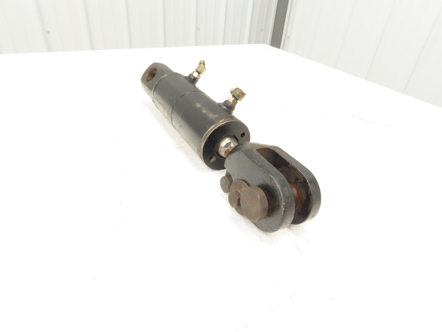 Yale 8603358 Forklift Mast Hydraulic Tilt Cylinder Removed From ERP035TF