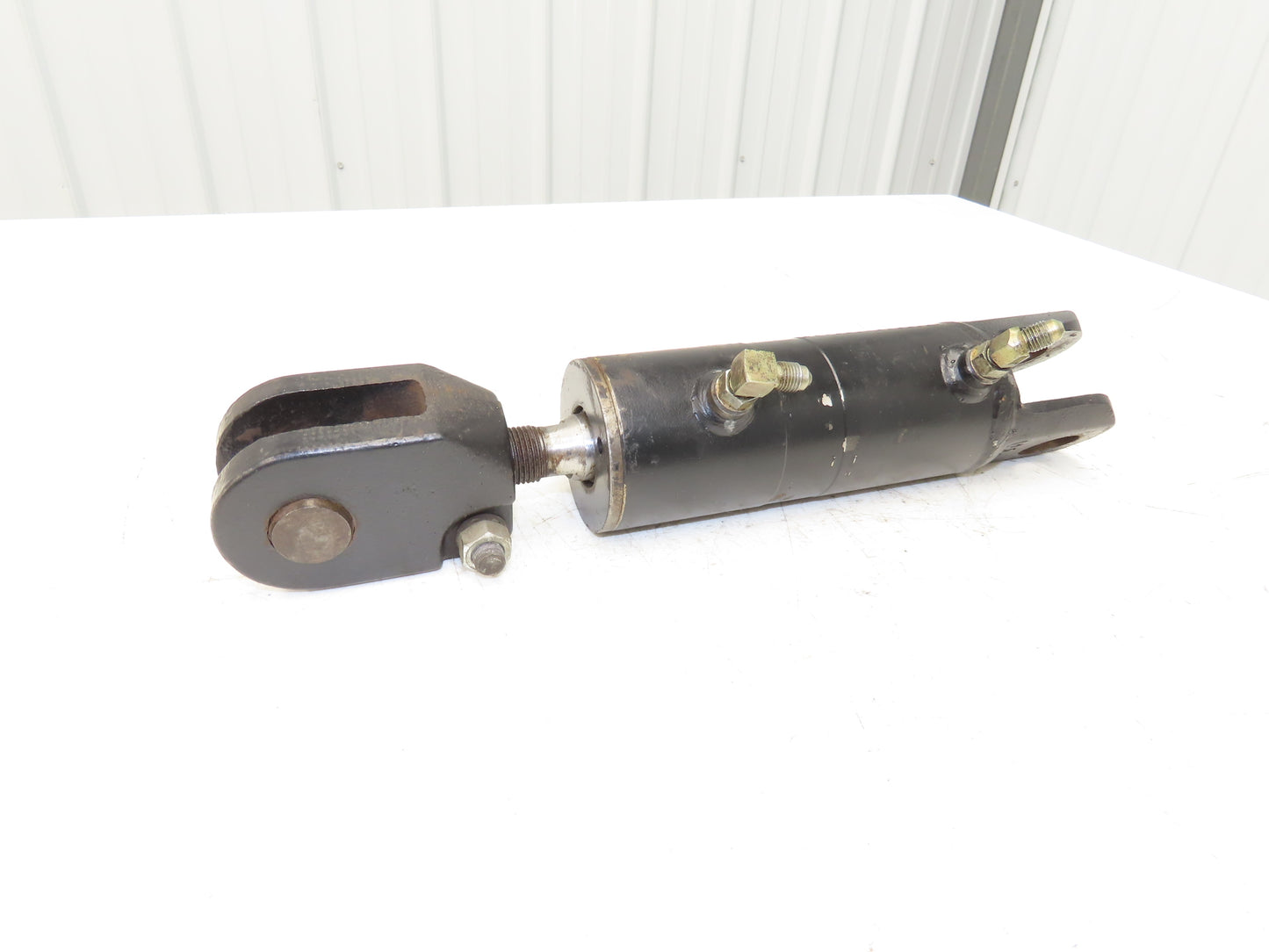 Yale 8603358 Forklift Mast Hydraulic Tilt Cylinder Removed From ERP035TF