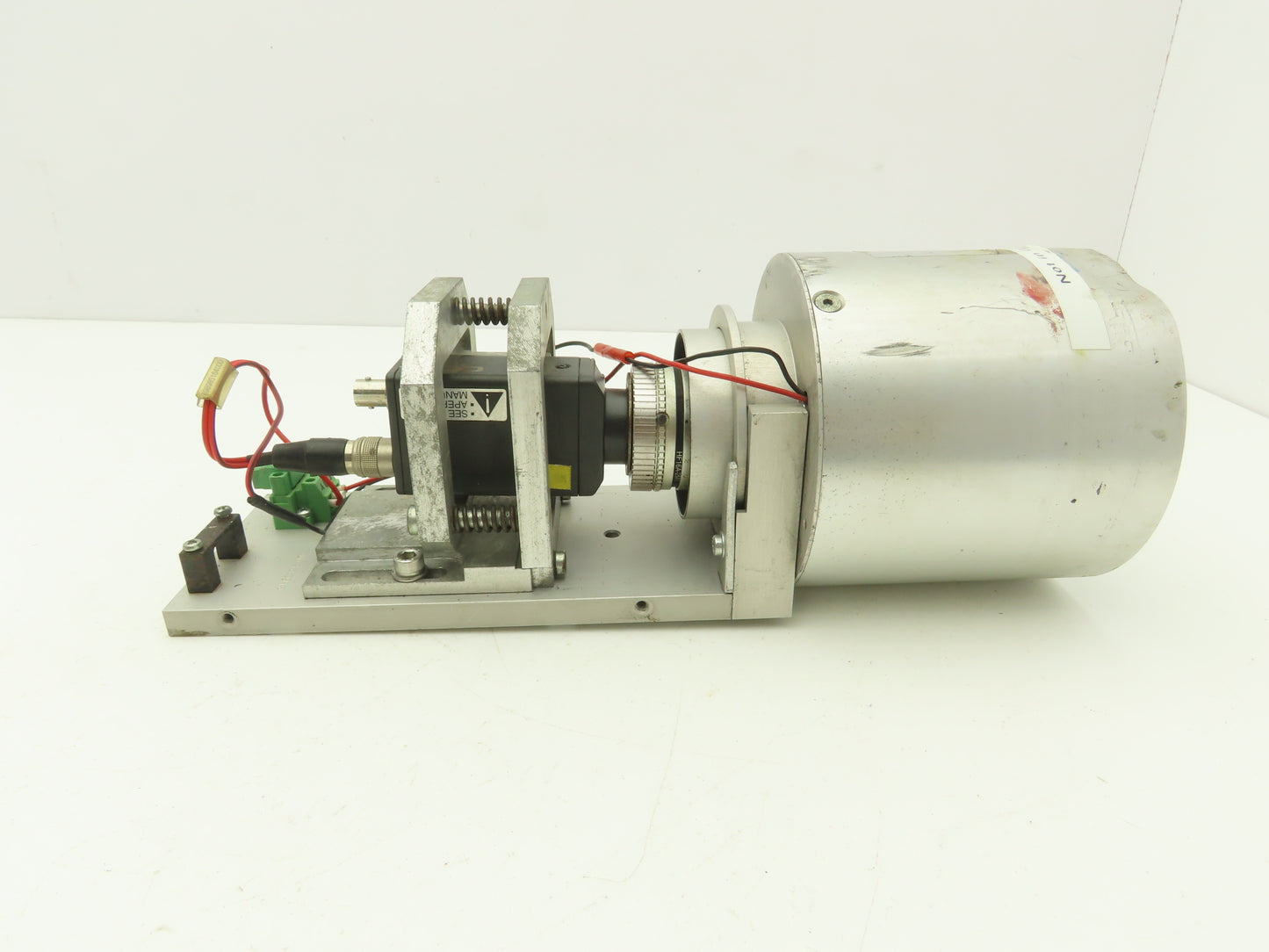 Hitachi KP-M2RP Camera Near-Infrared Monochrome CCD Industrial Lens HF16A-2M1