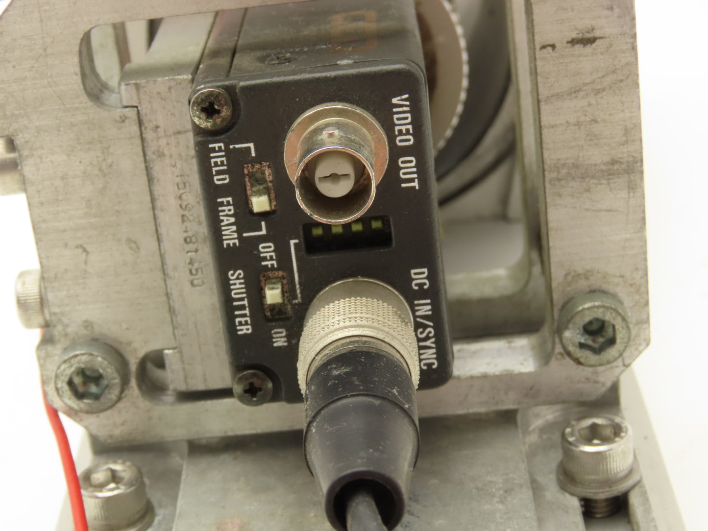 Hitachi KP-M2RP Camera Near-Infrared Monochrome CCD Industrial Lens HF16A-2M1