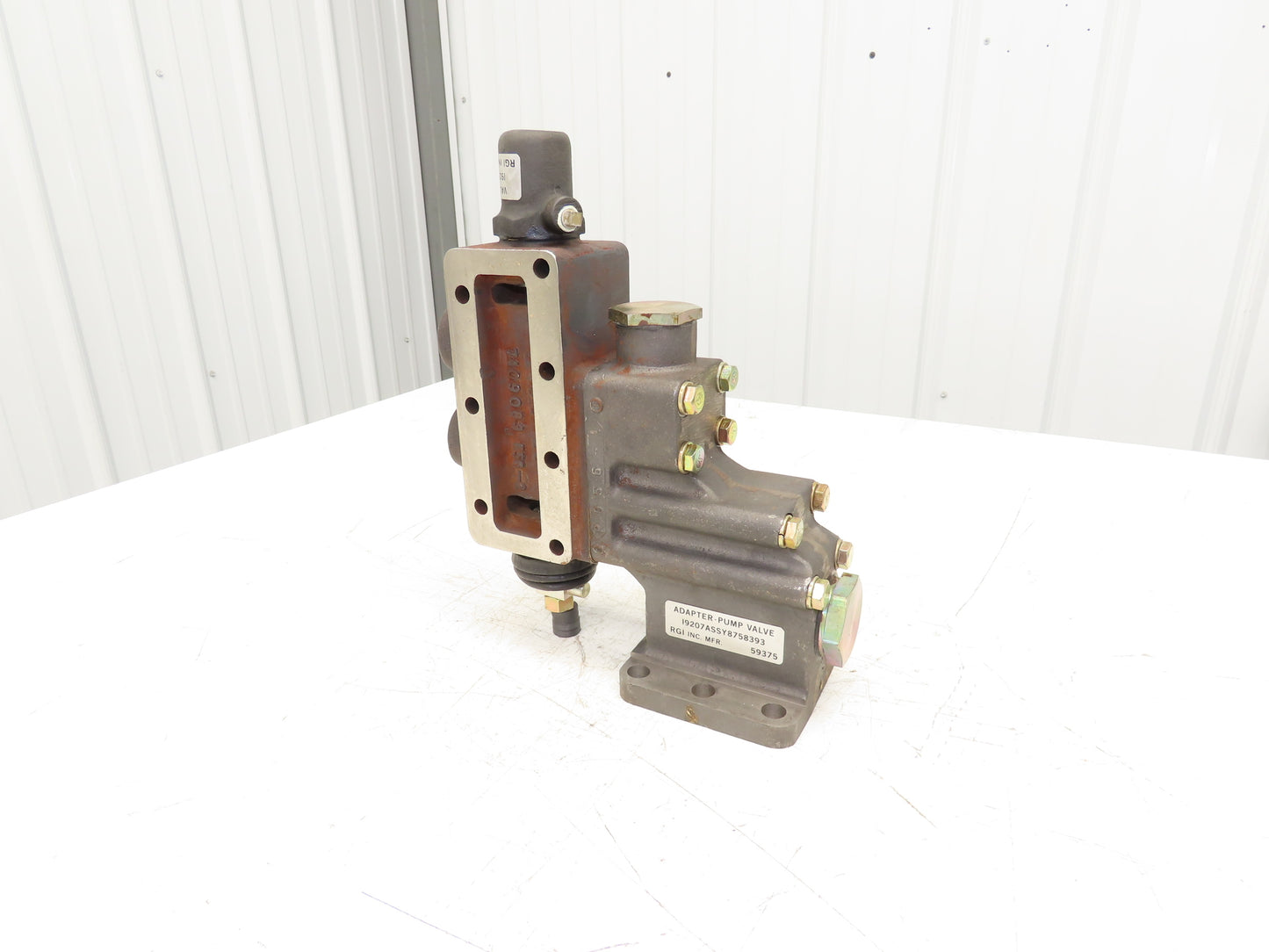 RGI 8758393 Hydraulic Valve Pump Adaptor 4 Way Spool Valve Military Tank