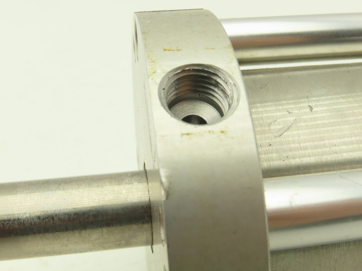 Bimba Flat 1 FOP-501.375/0.375-4M Air Cylinder 2.5"Bore 3-Pos 1-3/8"- 3/8"Stroke