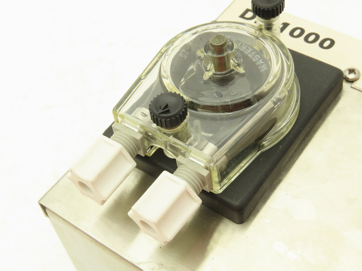 State Chemical DR-1000 Metering Pump 24-7 Type Stainless Housing 6VDC 1200489