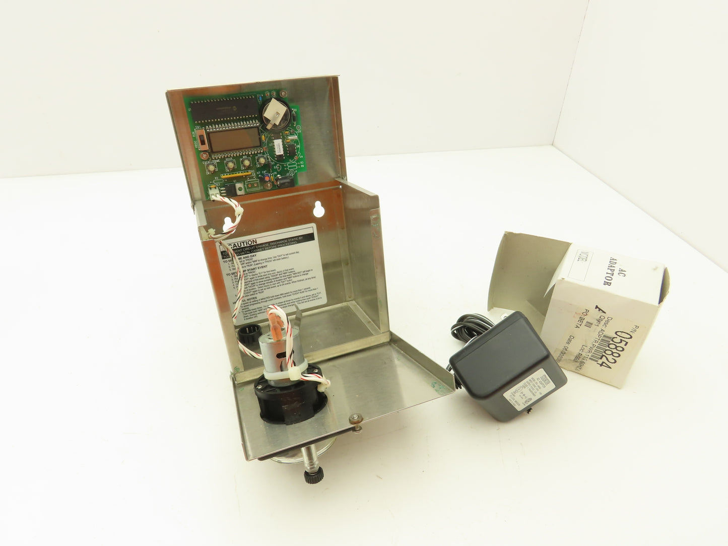 State Chemical DR-1000 Metering Pump 24-7 Type Stainless Housing 6VDC 1200489