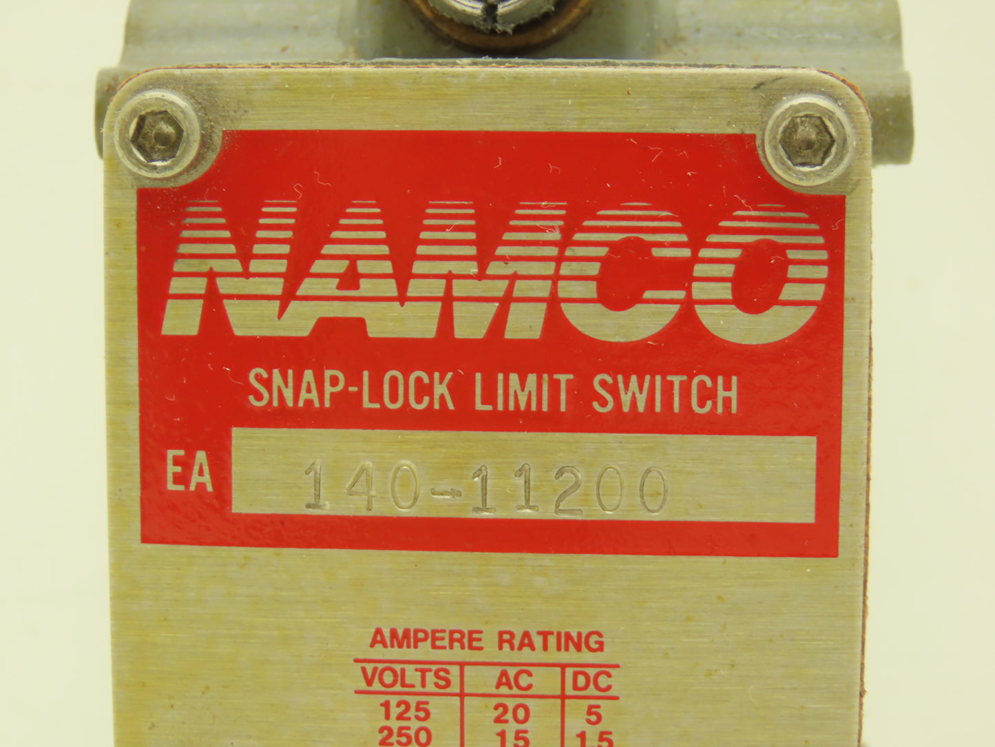 Namco Controls EA140 11200 Snap-Lock Limit Switch 600VAC 5A
