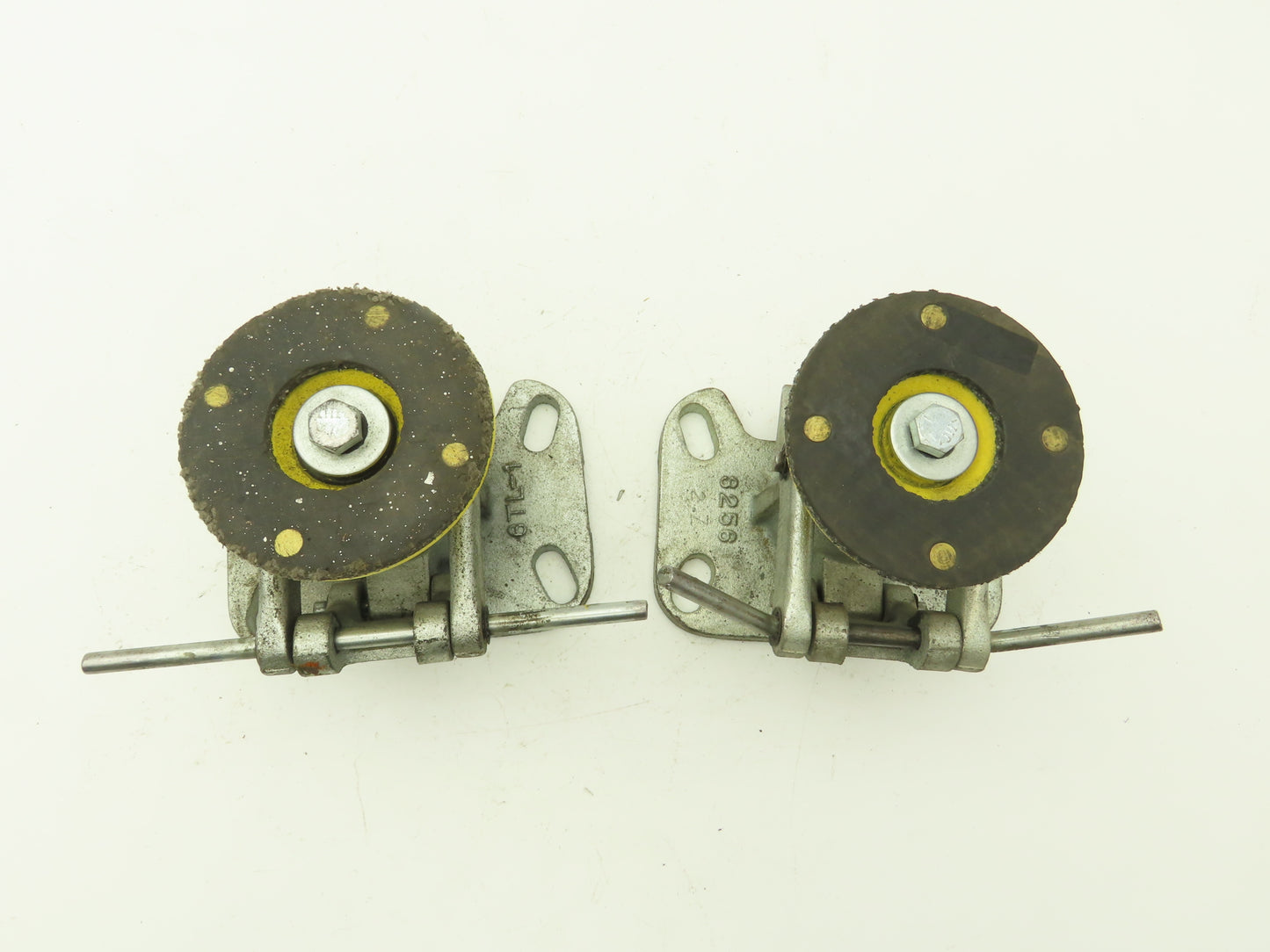 Bona 3256 Floor Lock Cast Iron 6" Relaxed 7-1/2" Extended/Locked Lot of 2
