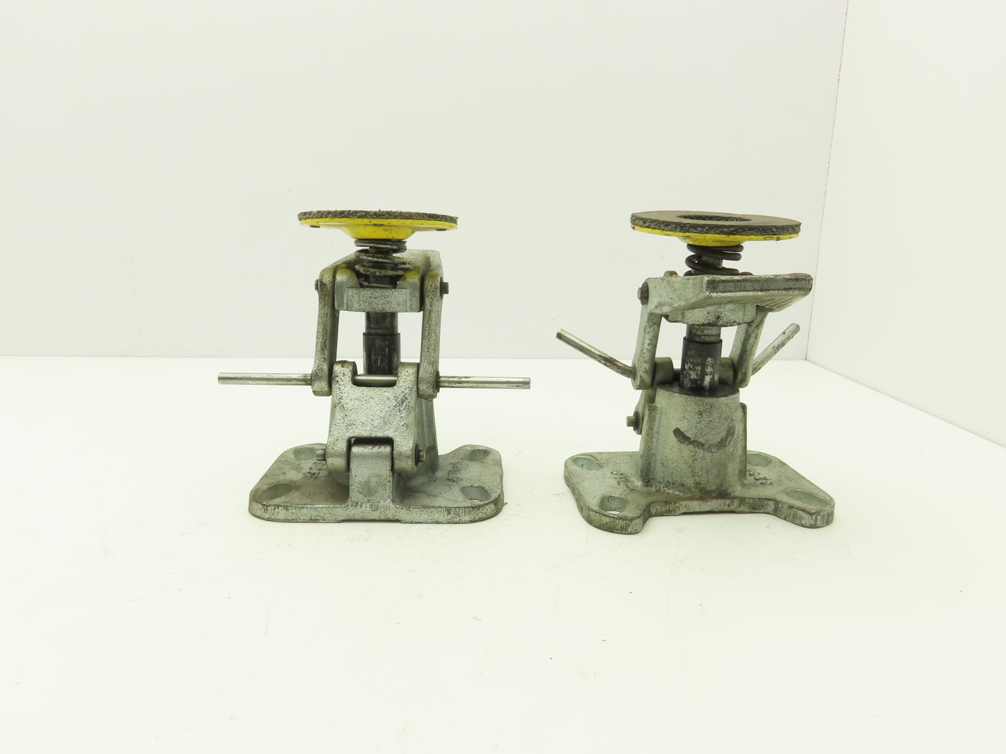 Bona 3256 Floor Lock Cast Iron 6" Relaxed 7-1/2" Extended/Locked Lot of 2