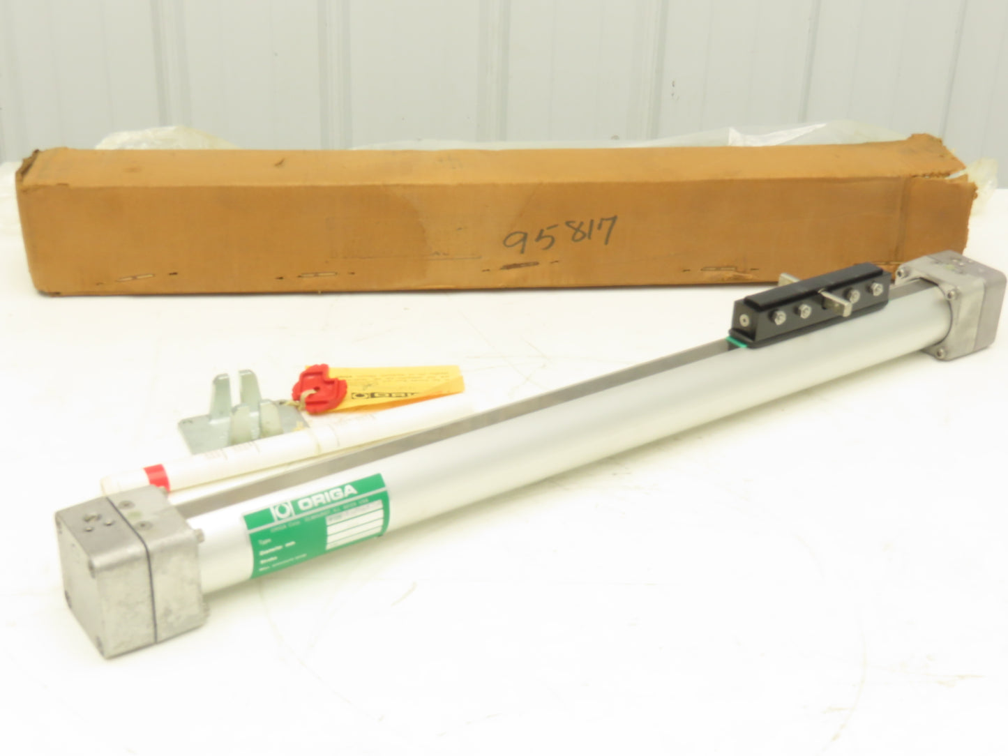 Origa P120 S/25 19646-84 Rodless Pneumatic Air Cylinder 40mm Bore 20" Stroke
