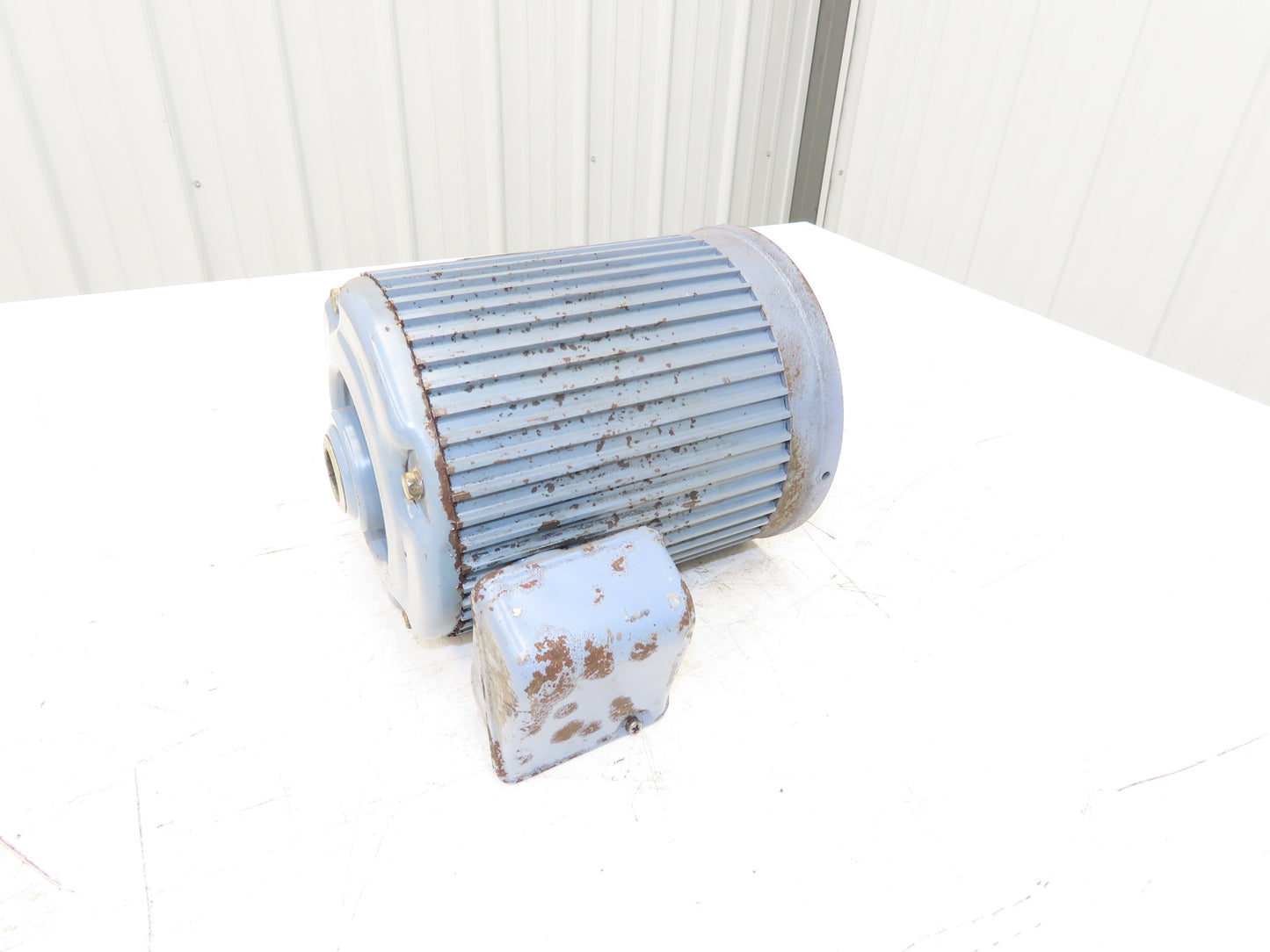 Yaskawa EELQ-5IT Varispeed Motor .75kw 200V 30Hz 870rpm 4 Pole 3Ph Kia Turn 15