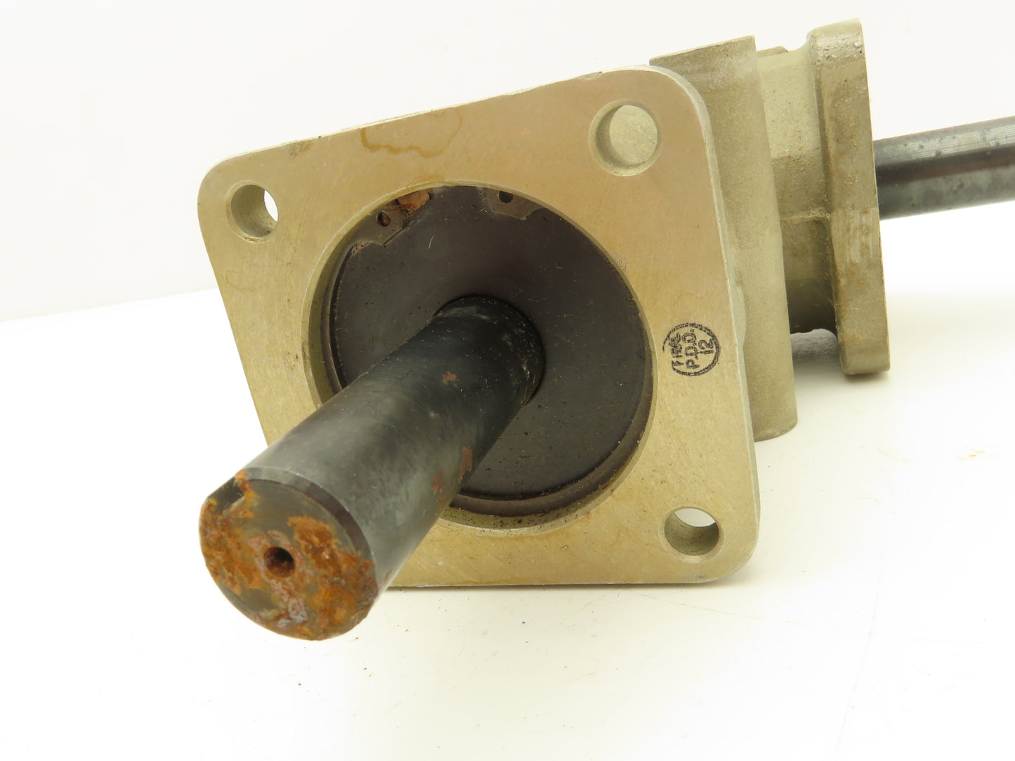 AnglGear R3570 Right Angle Gearbox Drive 1:1 Ratio 2-Way 1" Shaft