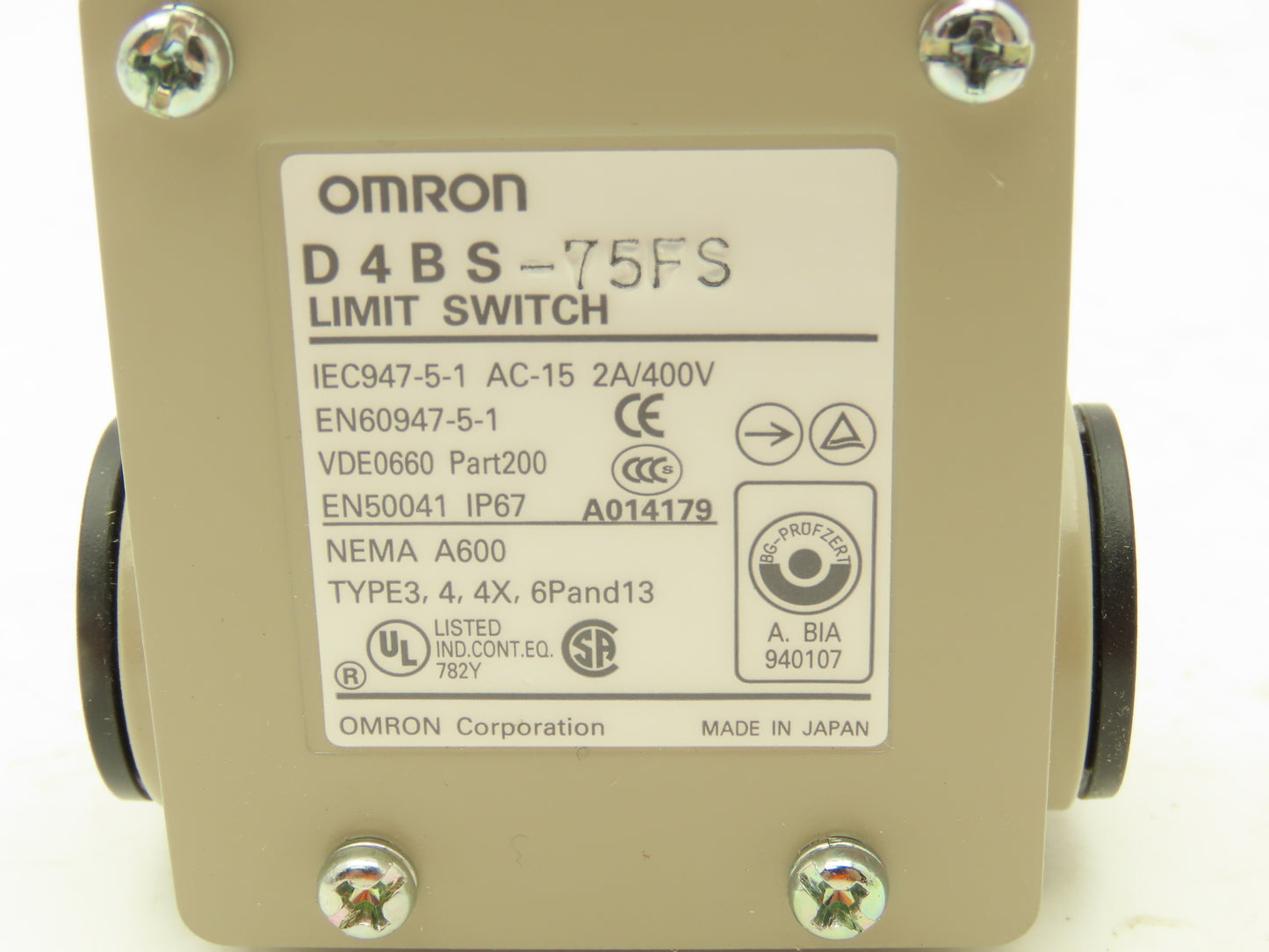 Omron D4BS-75FS Solenoid Interlock Limit Switch Safety Door 2A/400V