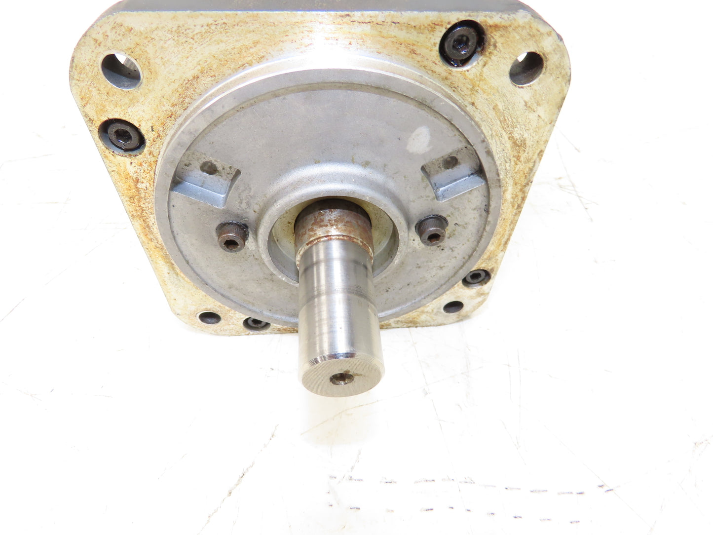 Yaskawa Electric USAFED-13CA2 Servo Motor 1.3kW 1500RPM 9.7A Encoder UTOPH-600VB