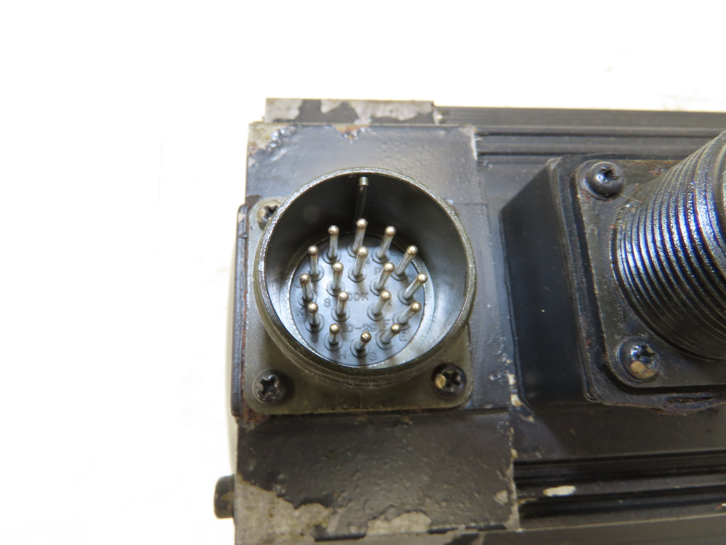 Yaskawa Electric USAFED-13CA2 Servo Motor 1.3kW 1500RPM 9.7A Encoder UTOPH-600VB