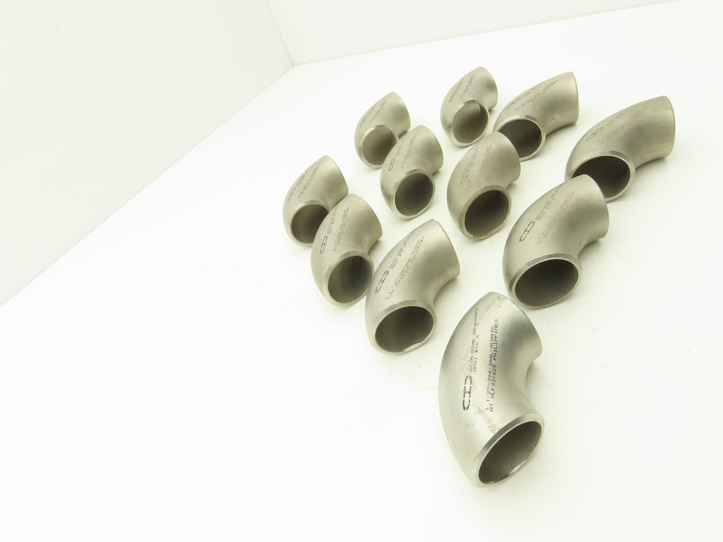 CID 304L SCH 40 Stainless Steel 90° Elbow 1-1/2" Butt Weld SA-403WPW  Lot of 11