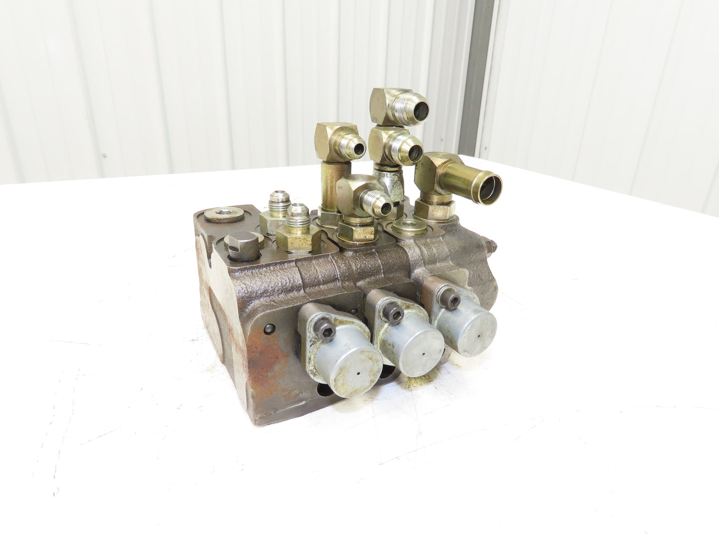Yale Hydraulic 3-Spool Forklift Mast Control Valve Off ERP035TF