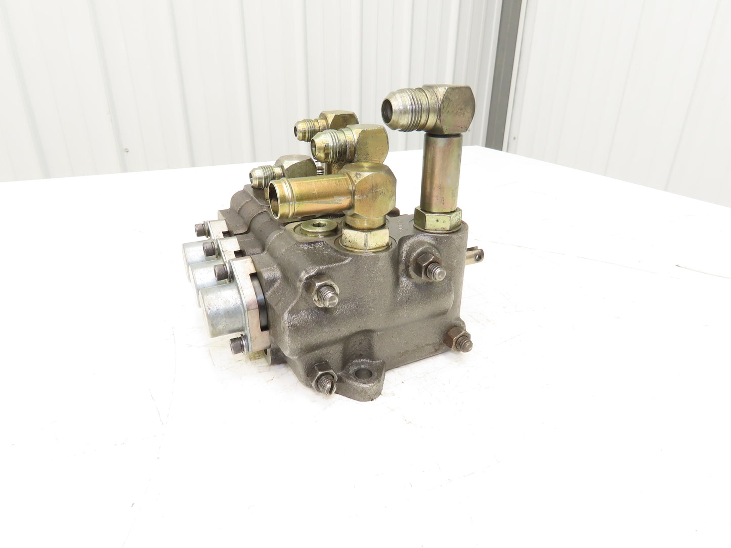 Yale Hydraulic 3-Spool Forklift Mast Control Valve Off ERP035TF