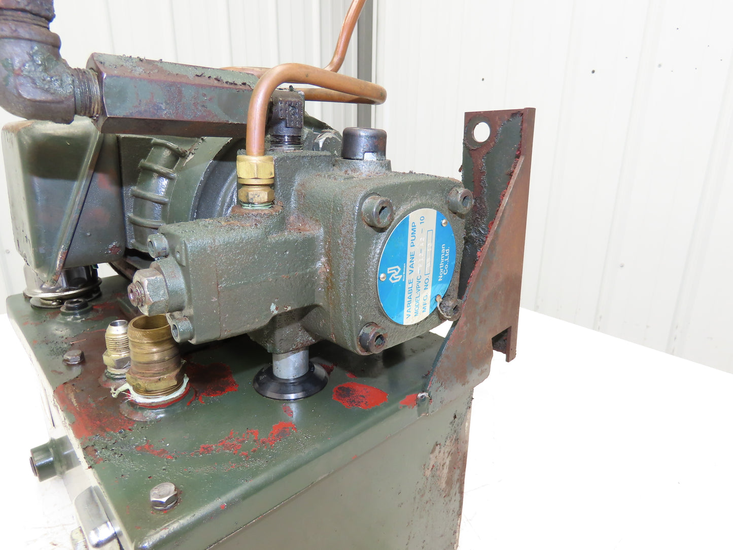 Northman VPVC-F12-A2-10 Hydraulic Power Unit 1/2Hp 3.2GPM 500PSI 2.5G Tank 200V