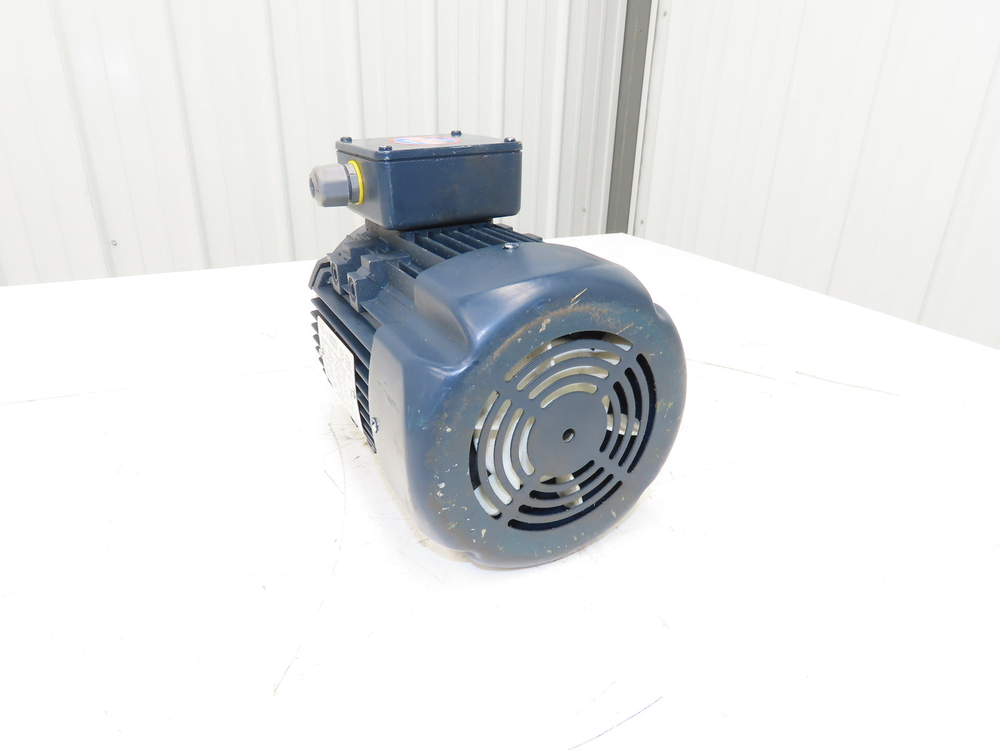 Leeson 192210.00 C90T34FZ15A IEC Metric AC Motor 2Hp 3520 RPM 230/460V 3PH D90SD