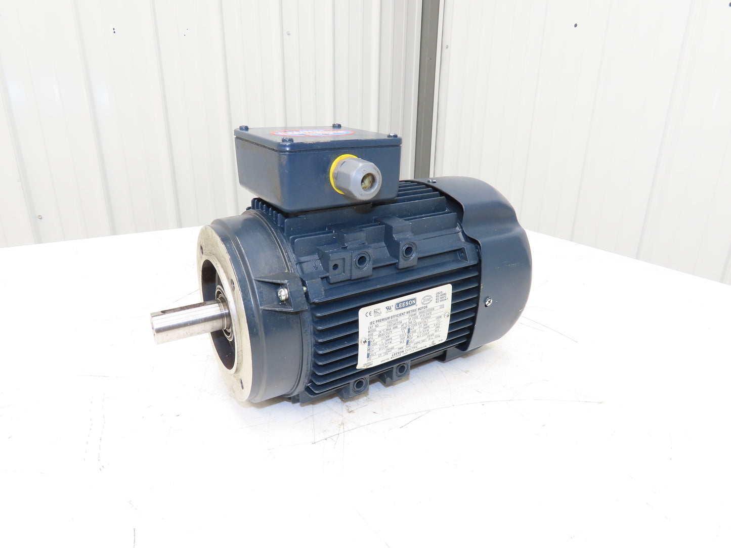 Leeson 192210.00 C90T34FZ15A IEC Metric AC Motor 2Hp 3520 RPM 230/460V 3PH D90SD