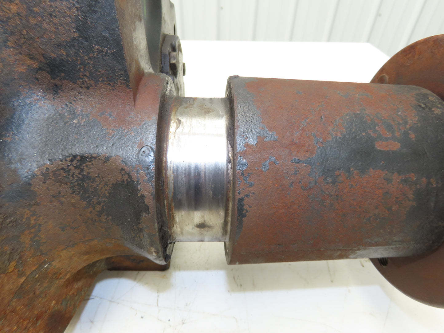 Yale 8620628 Forklift Front Right Drive Axle & Motor 5-Lug Removed From ERP035TF