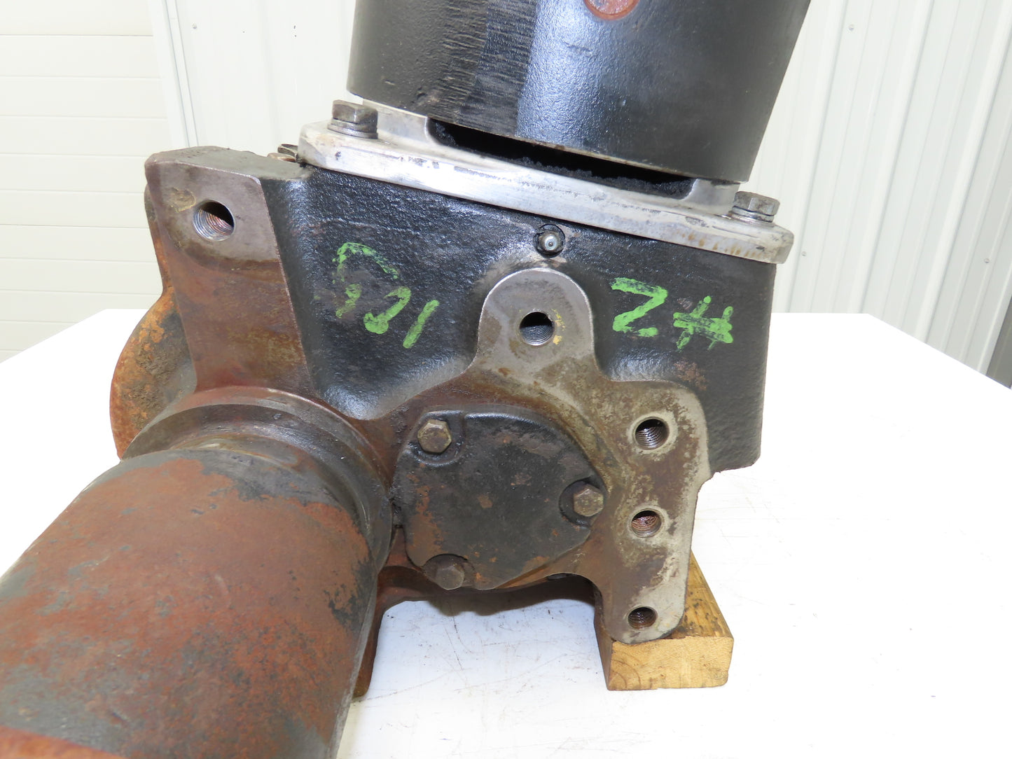 Yale 8620628 Forklift Front Right Drive Axle & Motor 5-Lug Removed From ERP035TF