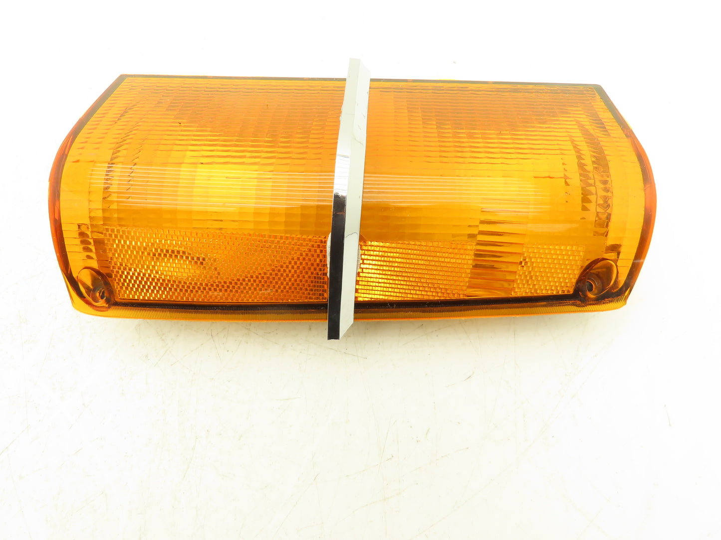 Mopar Chrysler 4085607 Front Turn Signal Lens for B150 Van 1984-1985 Genuine