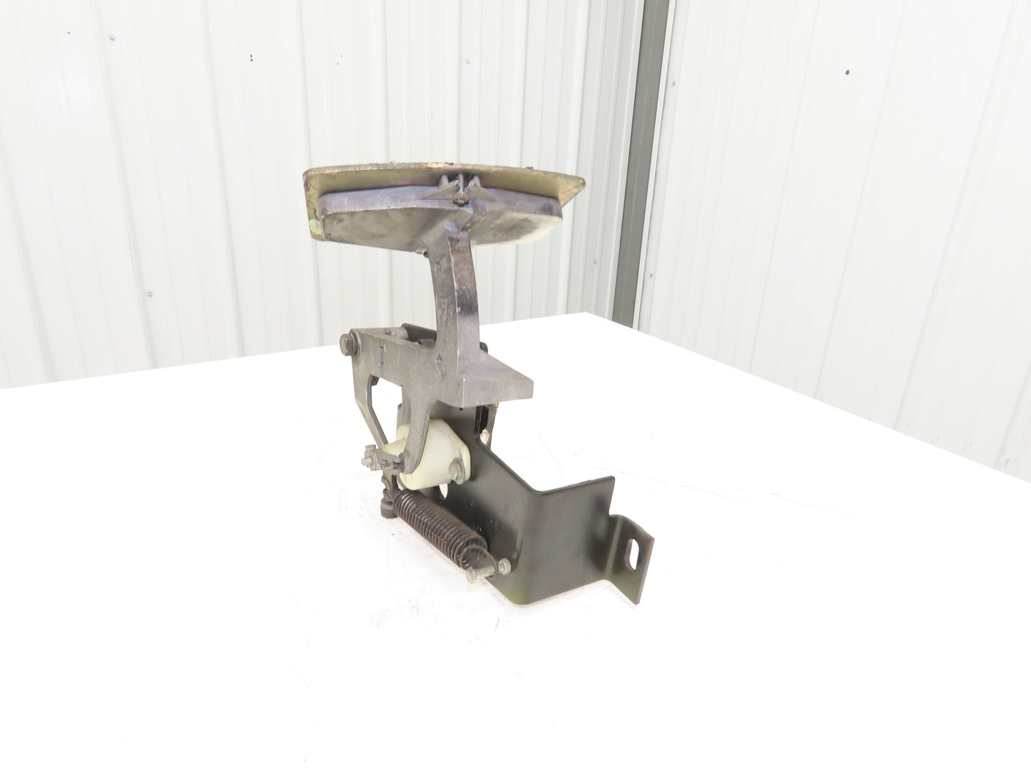 Yale Forklift Throttle Accelerator Pedal Bracket & Potentiometer Off ERC080