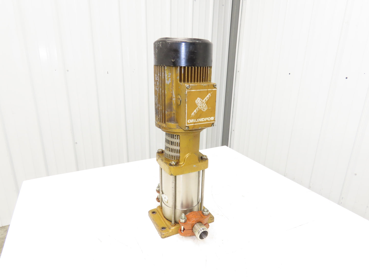 Grundfos CR4-60A Vertical Centrifugal Pump 21gpm 2.2kw 230/460V 3PH 1.25"NPT