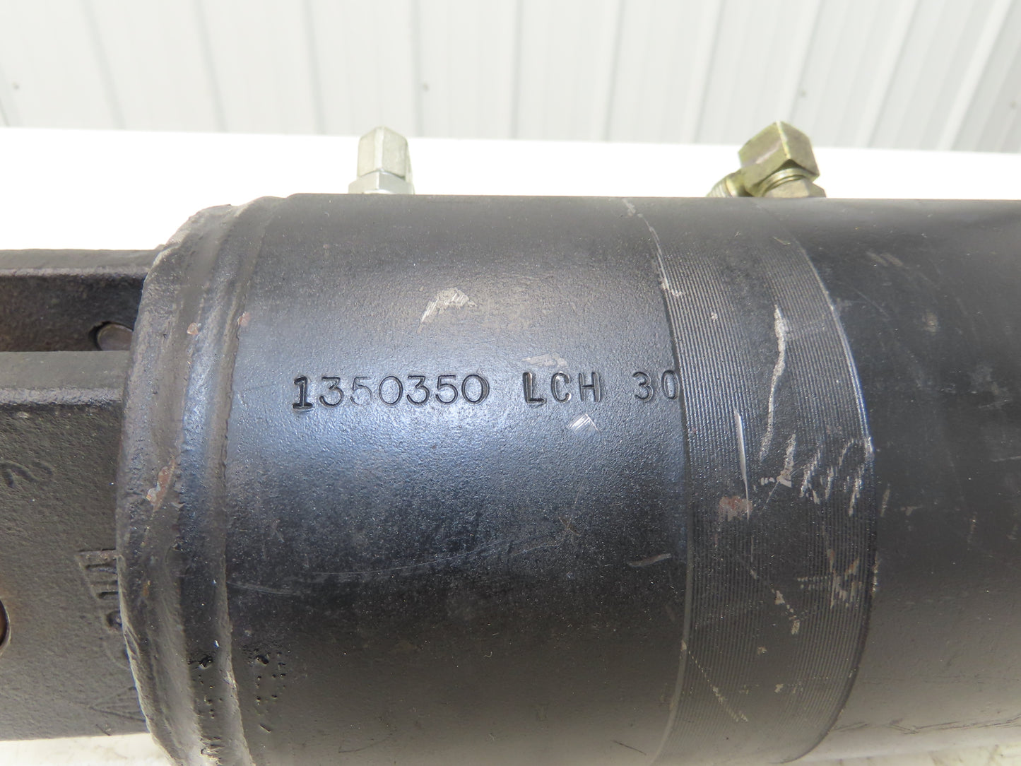 Yale 1350350 Forklift Hydraulic Tilt Cylinder Removed From ERC080