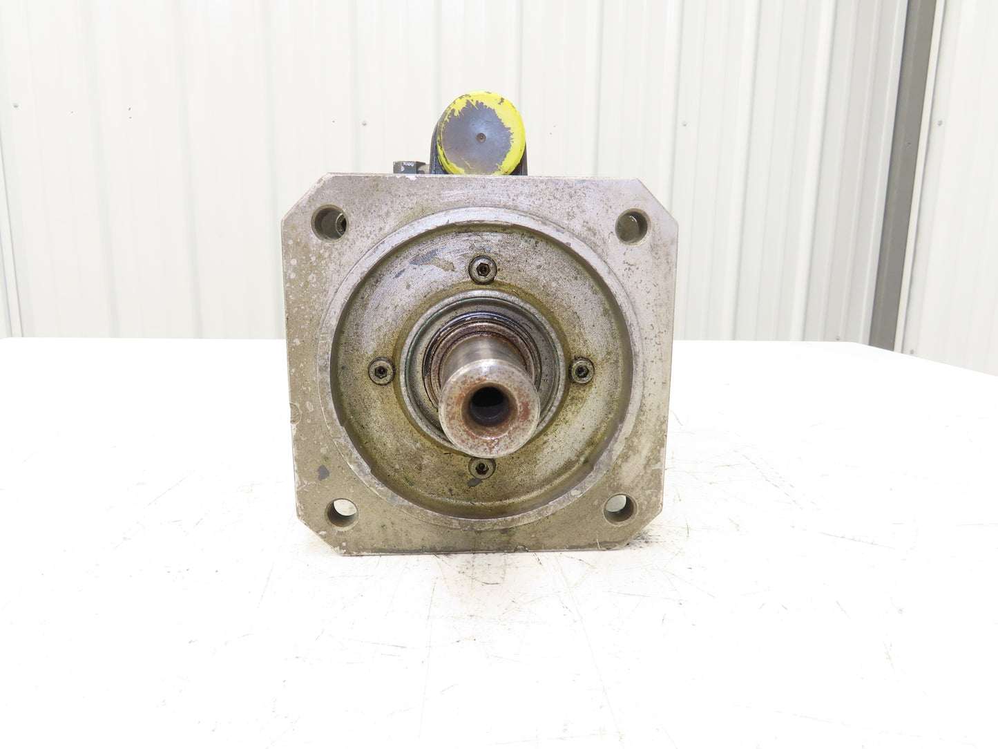 Siemens 1FT6082-8AK71-1AG6 Permanent Magnet Servo Motor 4.7Hp 6000 RPM 3PH