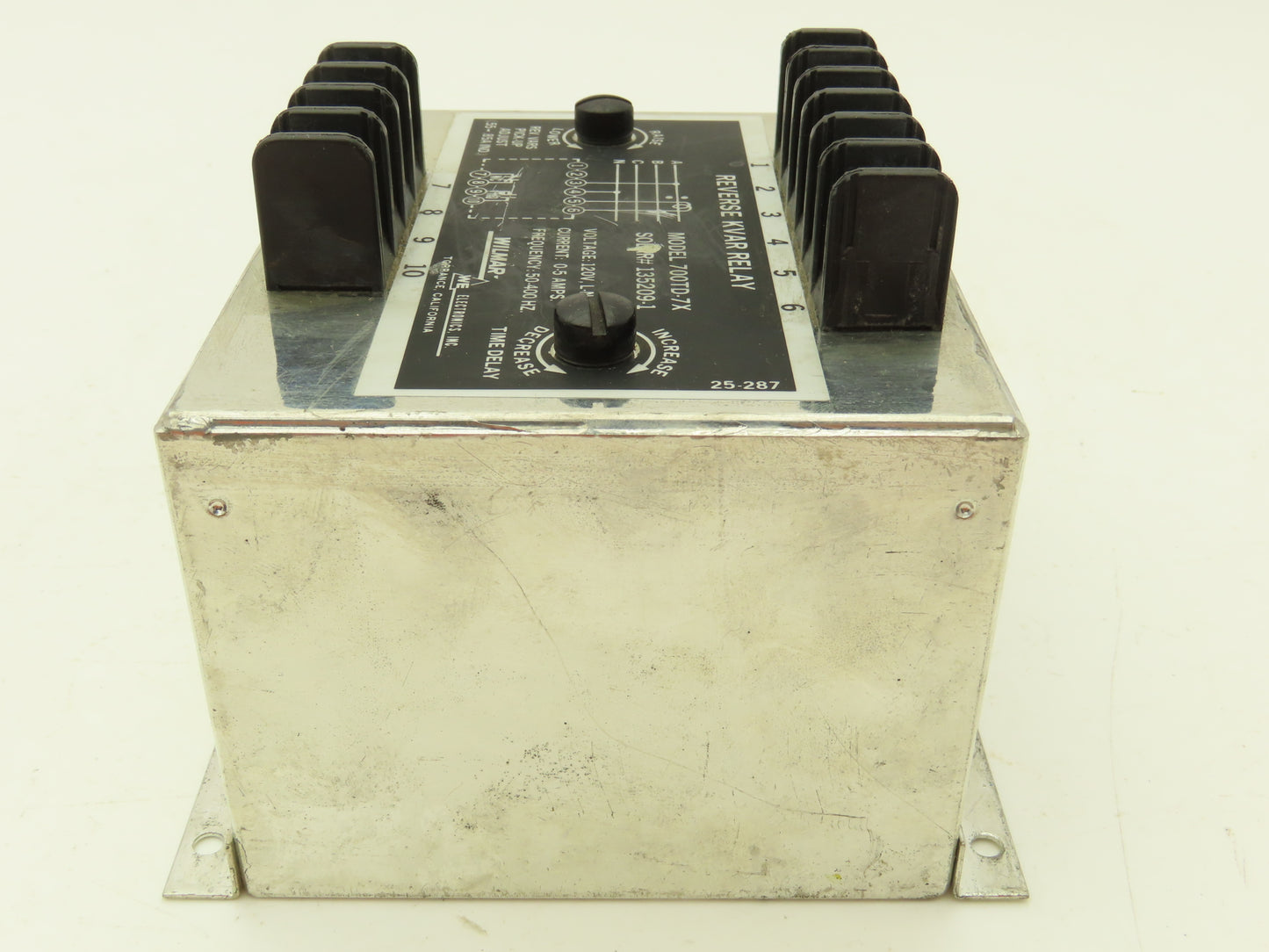 Wilmar 700TD-7X Reverse Kvar Relay 120V 50-400Hz Adjustable Time Delay