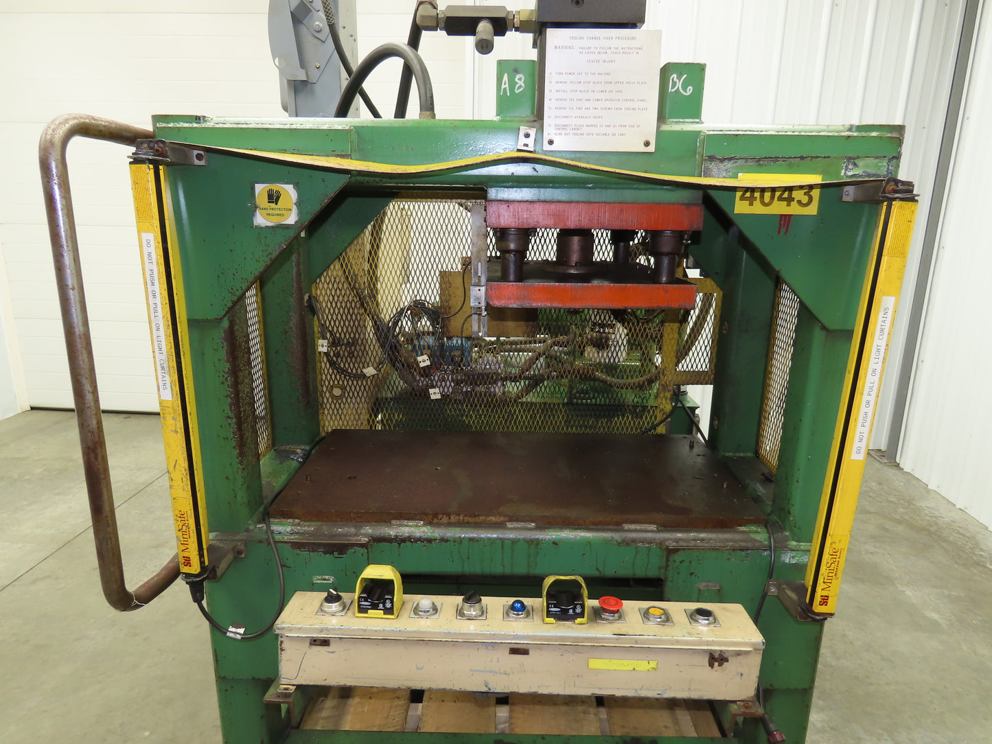 Hydraulic 42 Ton Press 6" Stroke Punch Die 10Hp 230/460V 3Ph Parker Pump