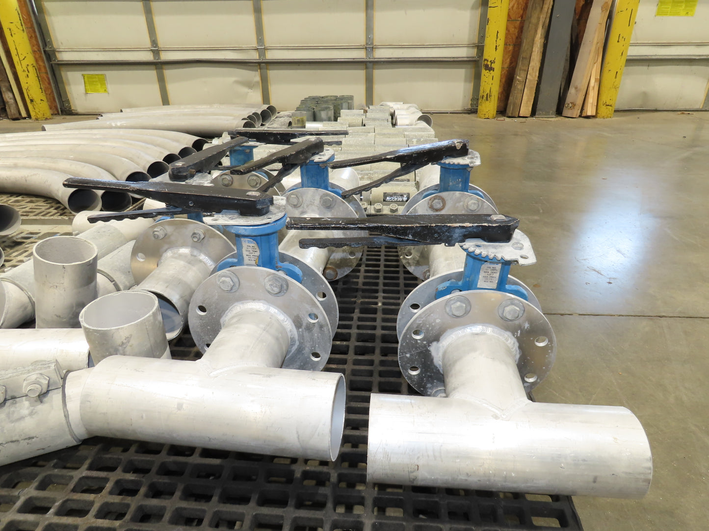 Nucon 3.5" Pipe Pneumatic Dry Material Conveying 90°Elbows Morris Couplings 4"OD