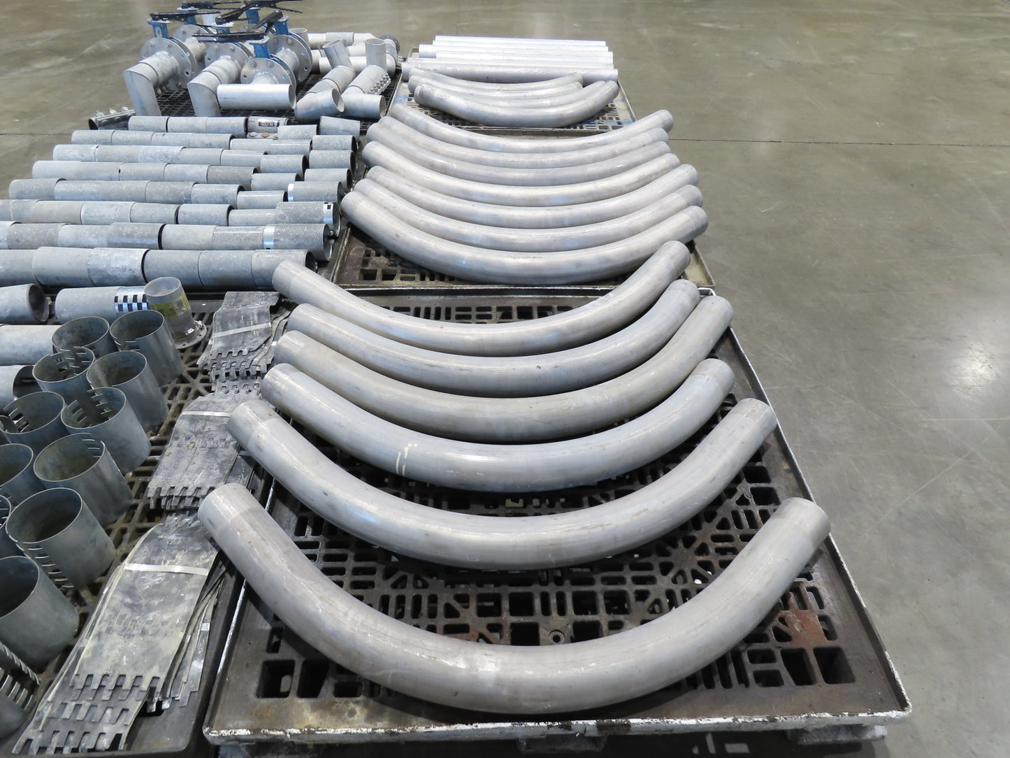 Nucon 3.5" Pipe Pneumatic Dry Material Conveying 90°Elbows Morris Couplings 4"OD