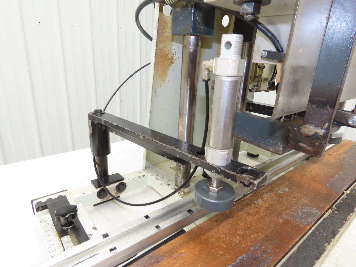 Casati HF/BP Hinge Boring Machine 230V 3Ph 1.5 HP Pneumatic Insertion