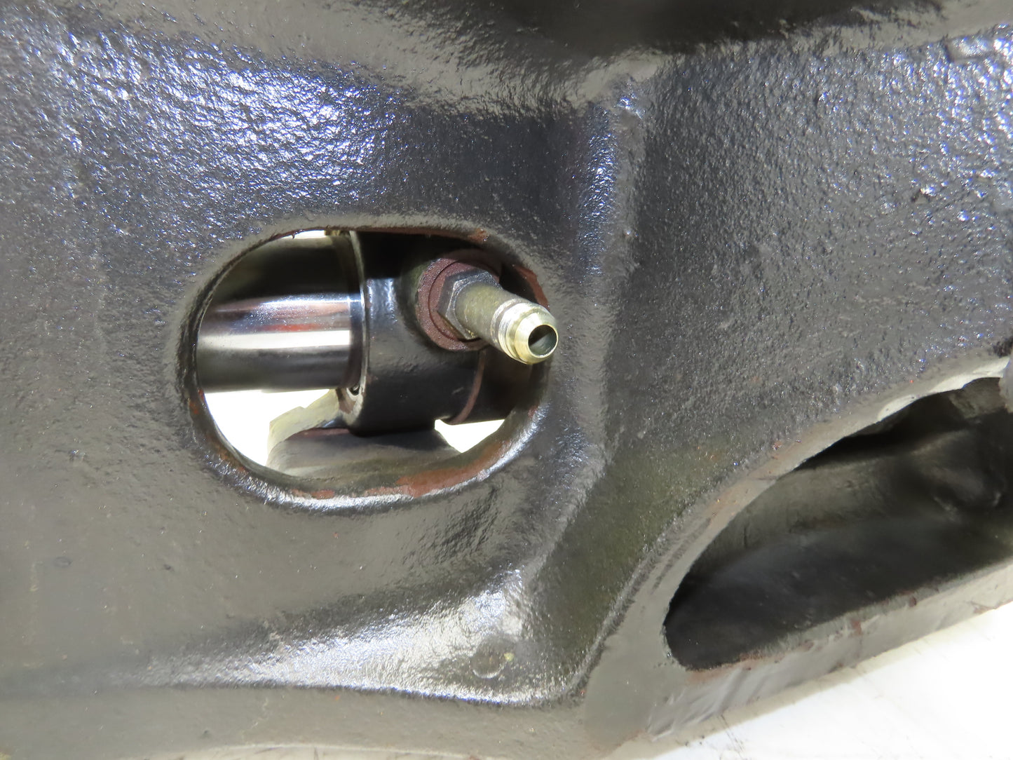 Yale ERC080HDN36SE092EE Forklift Dual-Wheel Rear Axle Assembly