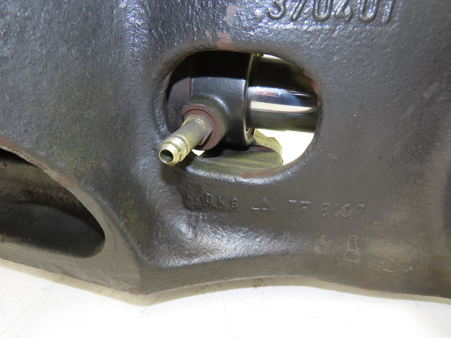 Yale ERC080HDN36SE092EE Forklift Dual-Wheel Rear Axle Assembly