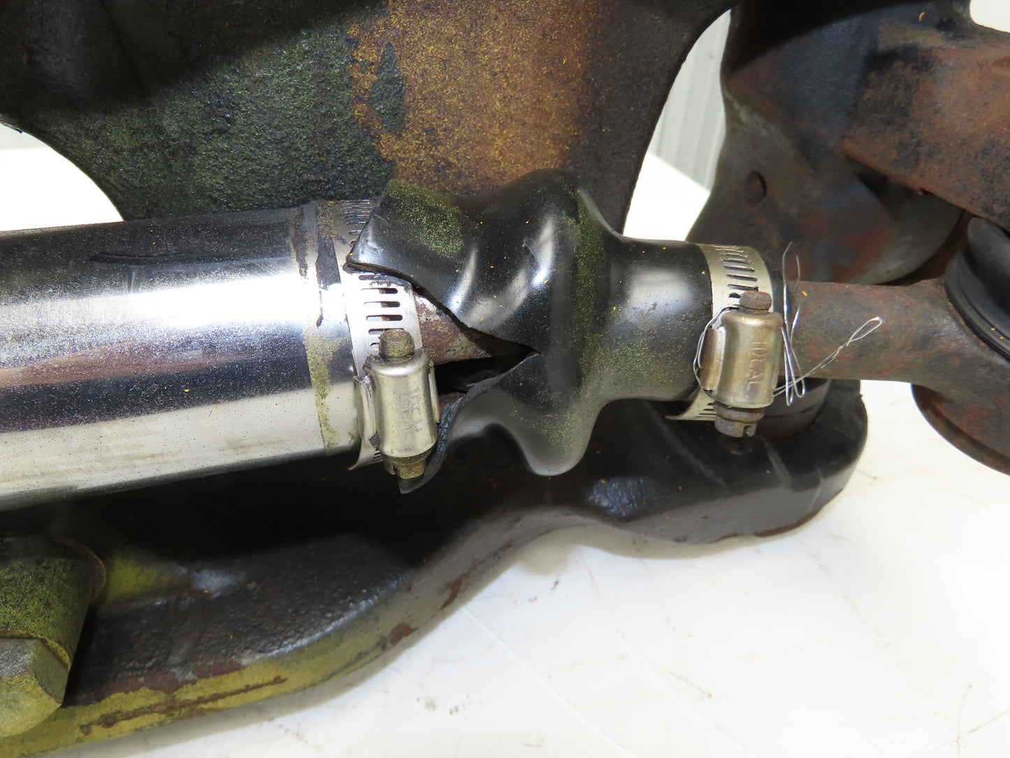 Yale ERC080HDN36SE092EE Forklift Dual-Wheel Rear Axle Assembly